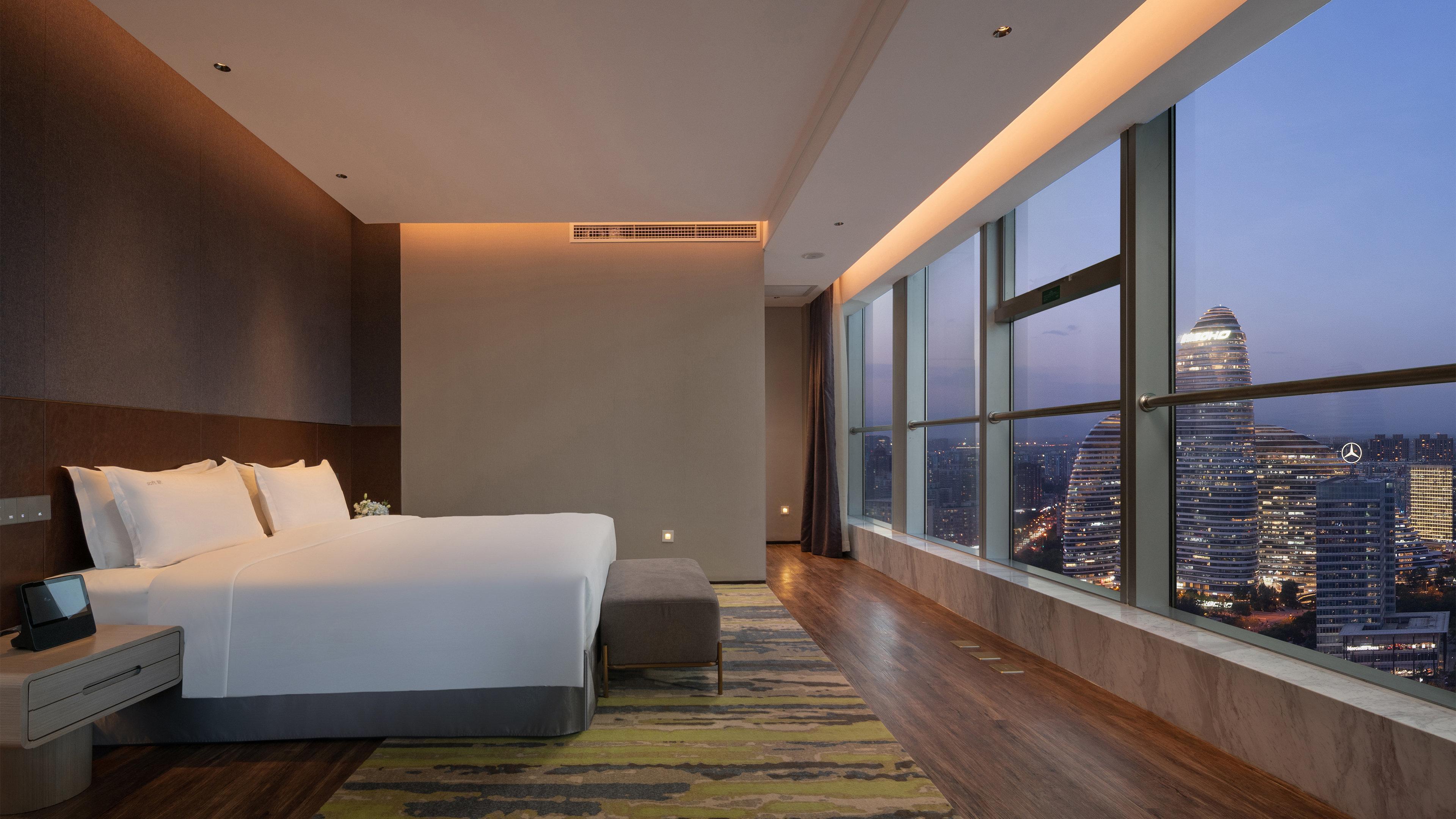 Hotel Focus Square By Ihg 5*