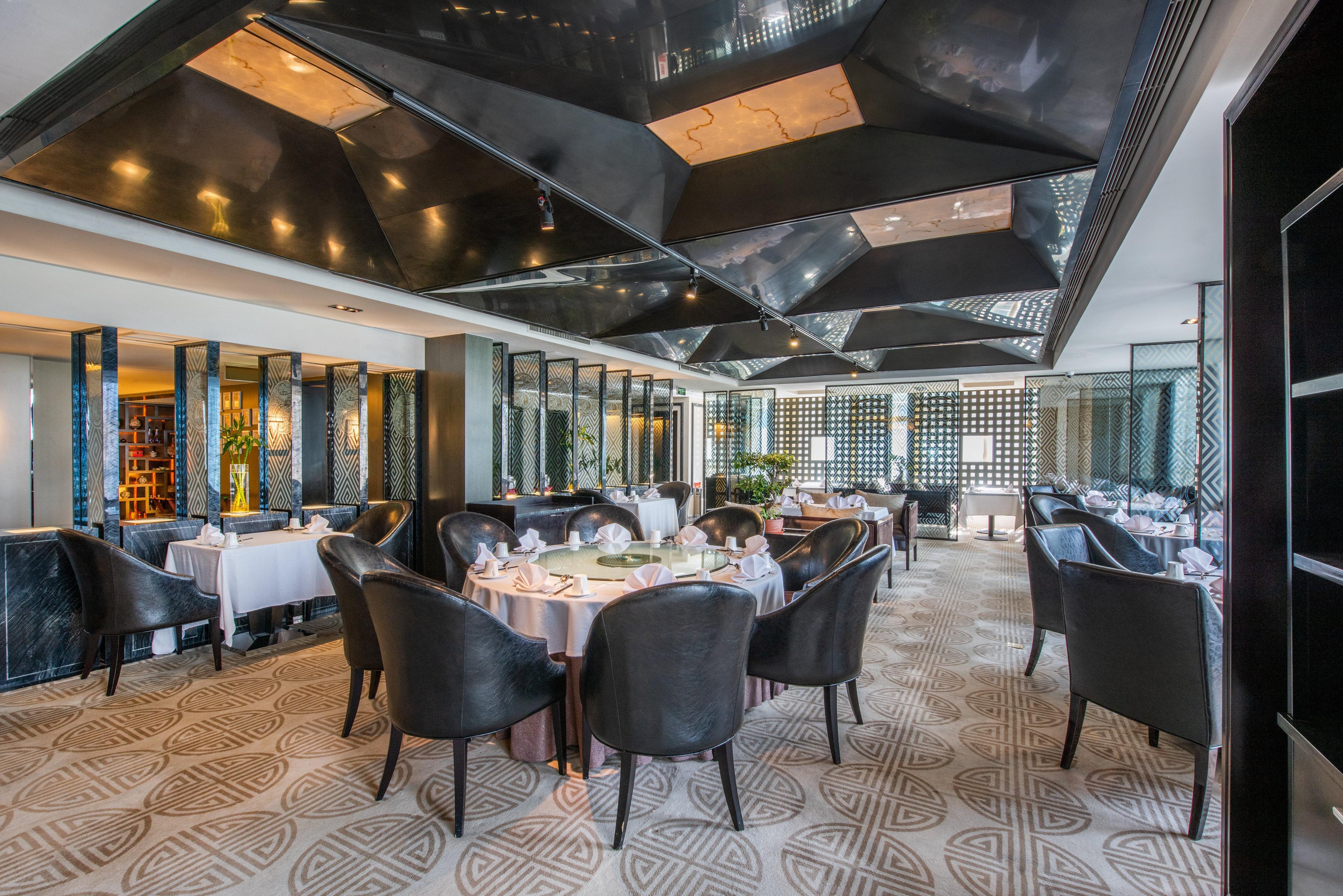 Hotel Focus Square By Ihg 5*